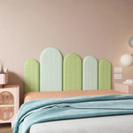 tête lit moderne motif feuilles verte gris chambre enfant décoration bois acajou ornemental intérieur