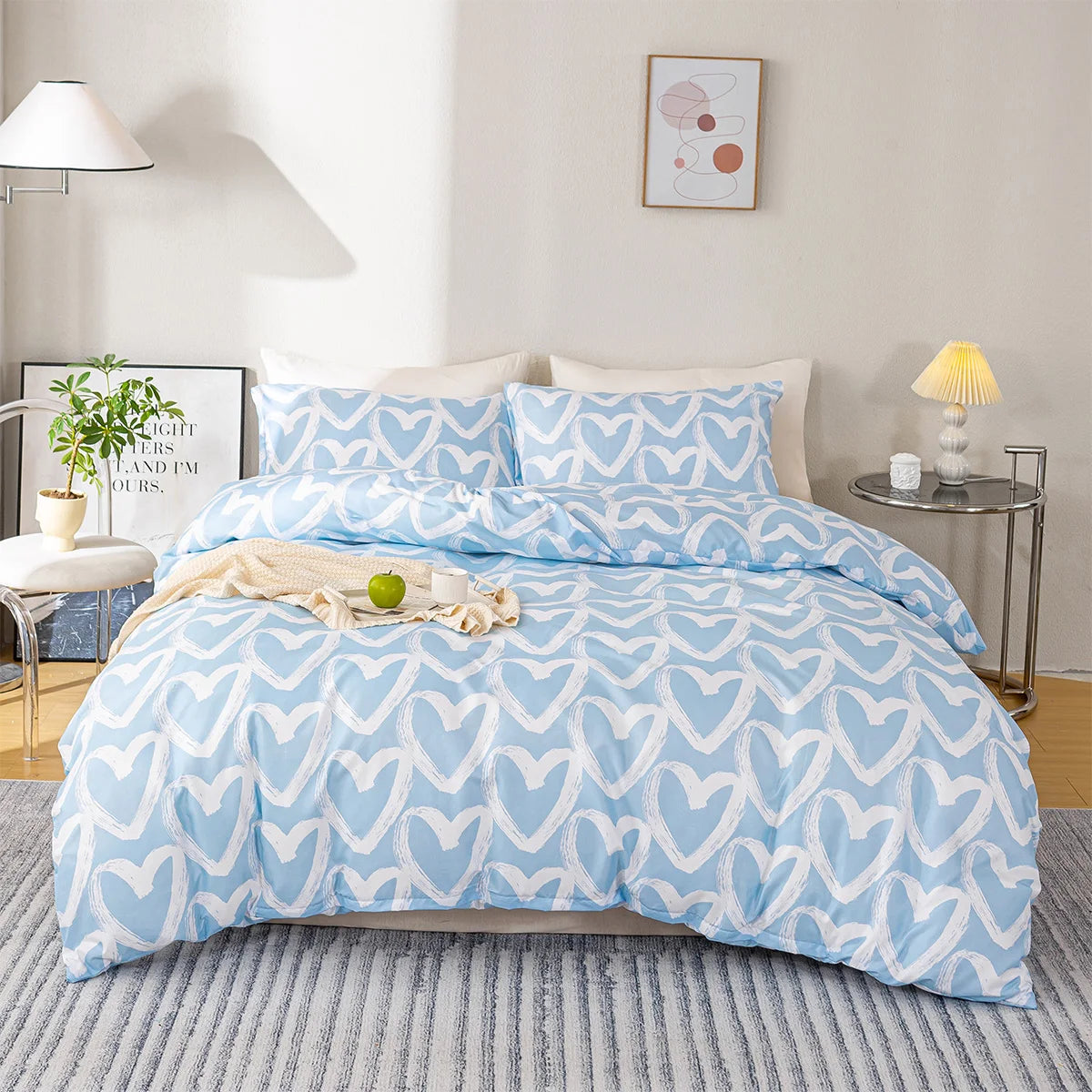 ensemble literie housse couette deux taies d'oreiller coeur gris blanc moderne