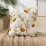 coussin carré blanc motif floral moderne brodé fleurs multicolores amovible lavable