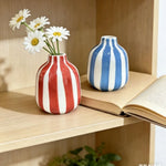 vases porcelaine rayures rouge blanc bleu jaune modernes tables restaurants