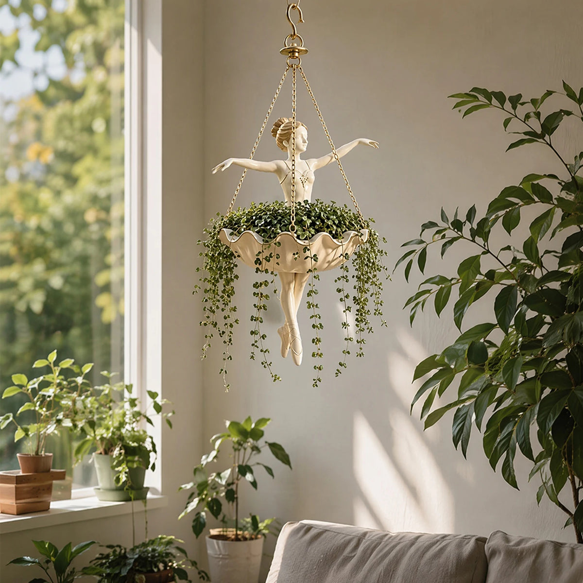 cache pot suspendu danseuse ballet feuilles vertes chaînes dorées intérieur extérieur vintage classique