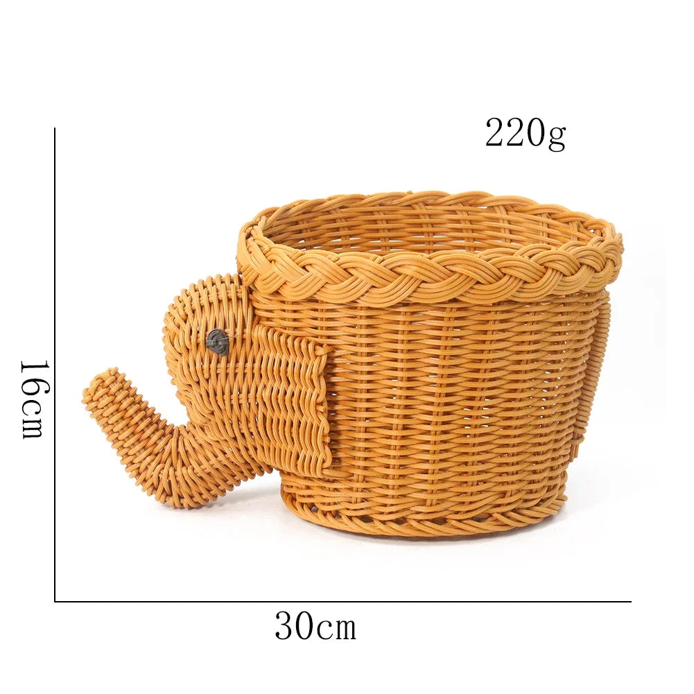 panier rangement tressé forme éléphant décoratif couleur beige marron fruits variés réutilisable respectueux environnement