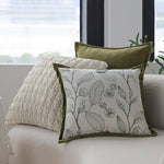 coussin décoratif moderne 45x45cm motif floral noir blanc vert olive beige clair