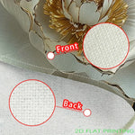 tapis table fleur blanche dorée fond noir classique élégant cuillère tasse livre vase