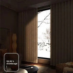 Rideaux occultants pour salon avec efficacité d'ombrage à 99,99 %, idéal pour une ambiance chaleureuse et intime. Parfaits pour les fenêtres panoramiques, ces rideaux garantissent une obscurité optimale et une réduction significative de la luminosité extérieure. Solution idéale pour améliorer le confort de votre espace intérieur.