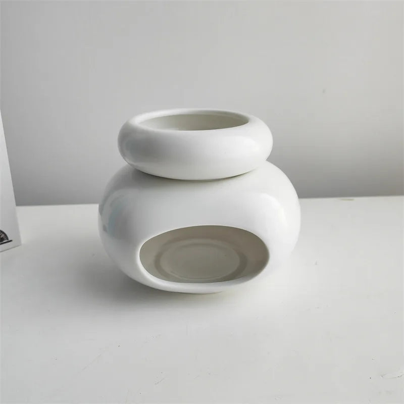 diffuseur huiles parfumées vase blanc noir céramique moderne épuré relaxation chambre spa
