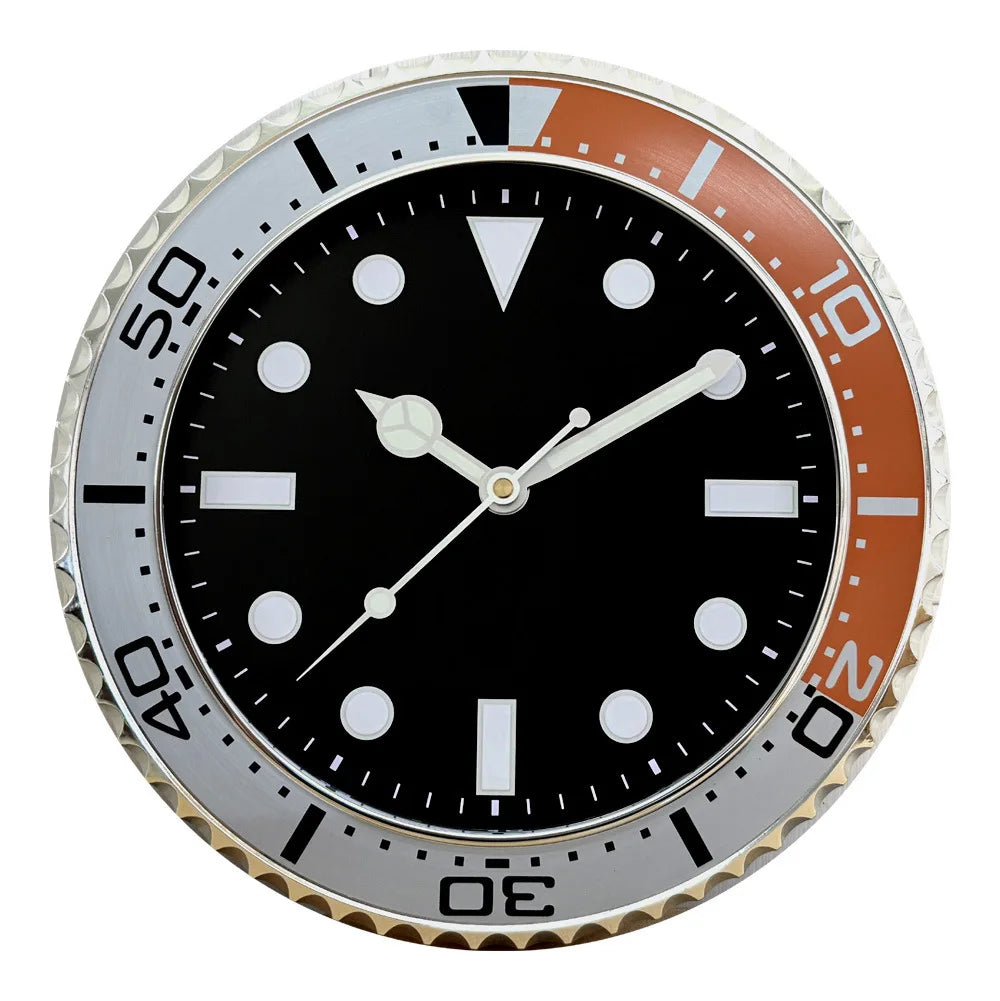 horloge murale quartz lumineuse marin cadran noir aiguilles colorées lunette graduée