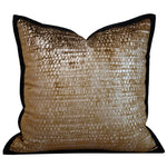 housse coussin moderne imprimé gris noir rouge peluche tissage carré décoration voiture salon chambre