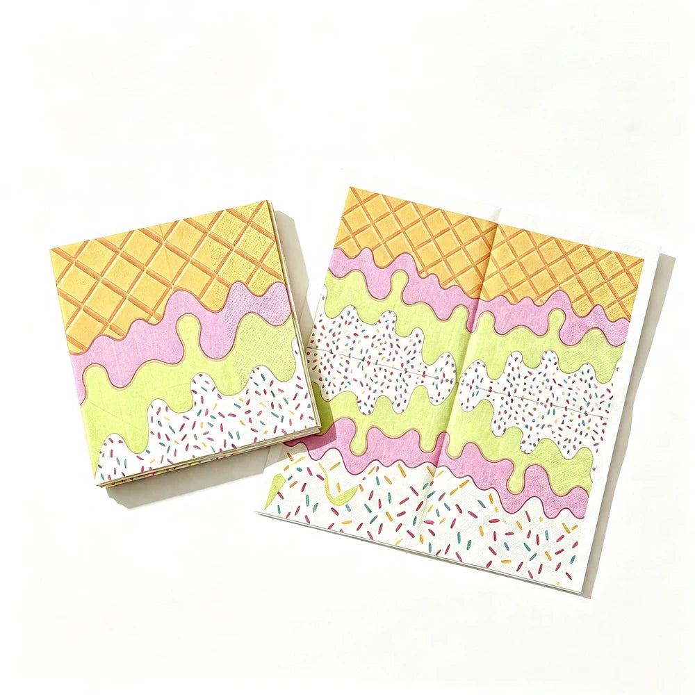 serviettes papier motifs desserts pliées rose vert jaune blanc festives anniversaire enfants transparentes