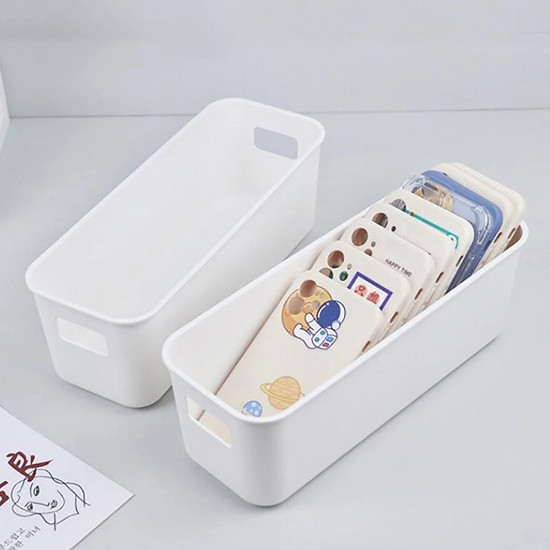 boîte rangement blanche minimaliste moderne organisation coiffeuse cosmétiques articles divers plat lisse