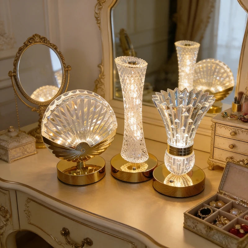 lampe table moderne transparente dorée texturée facettes élégante tactile chambre coucher