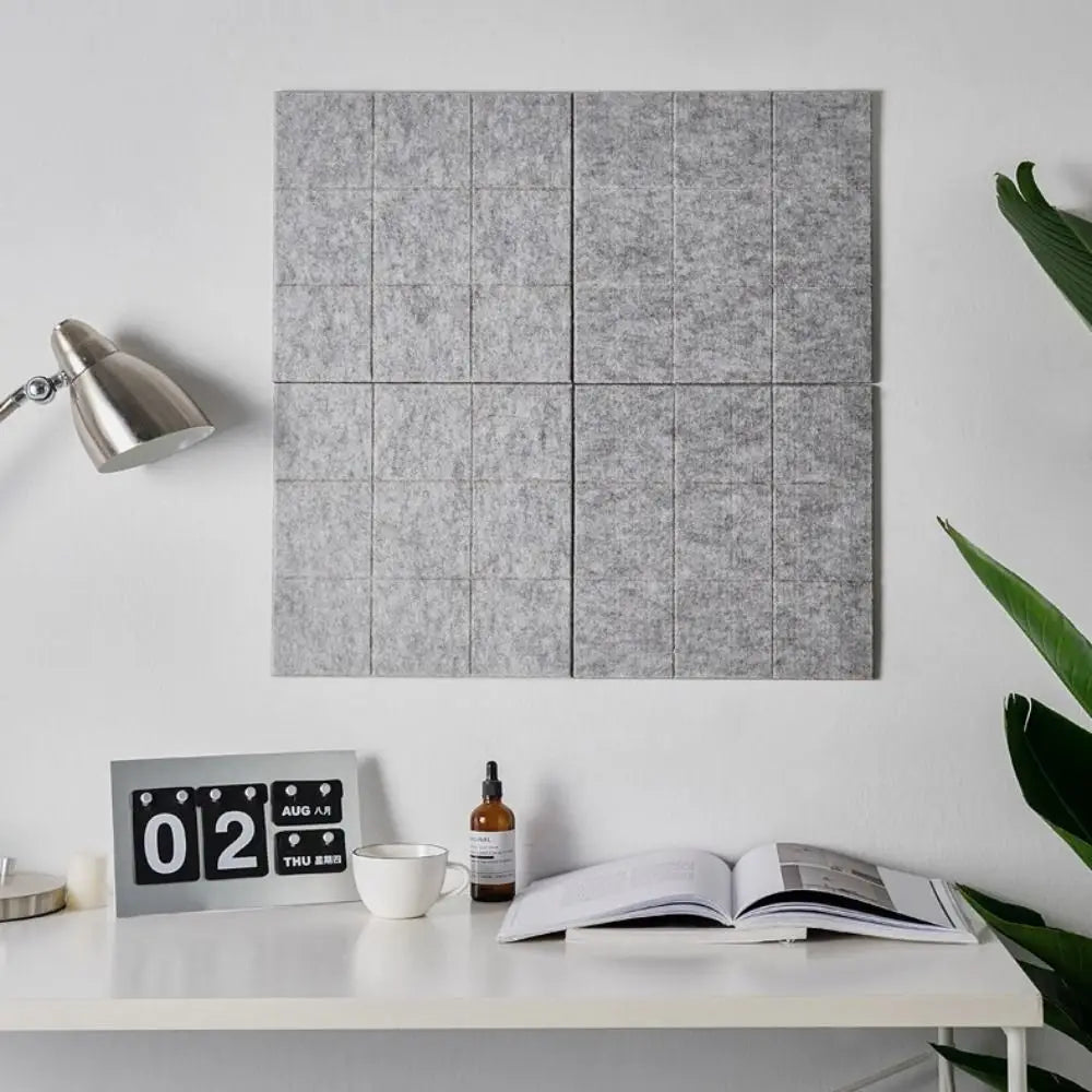 tableau rangement moderne adhésif photos clips porte clés horloge livre tasse bouteille plante lampe