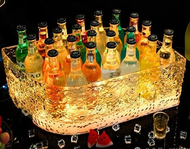bac bouteilles transparent moderne poignées bouteilles multicolores motifs géométriques élégant reflets multicolores
