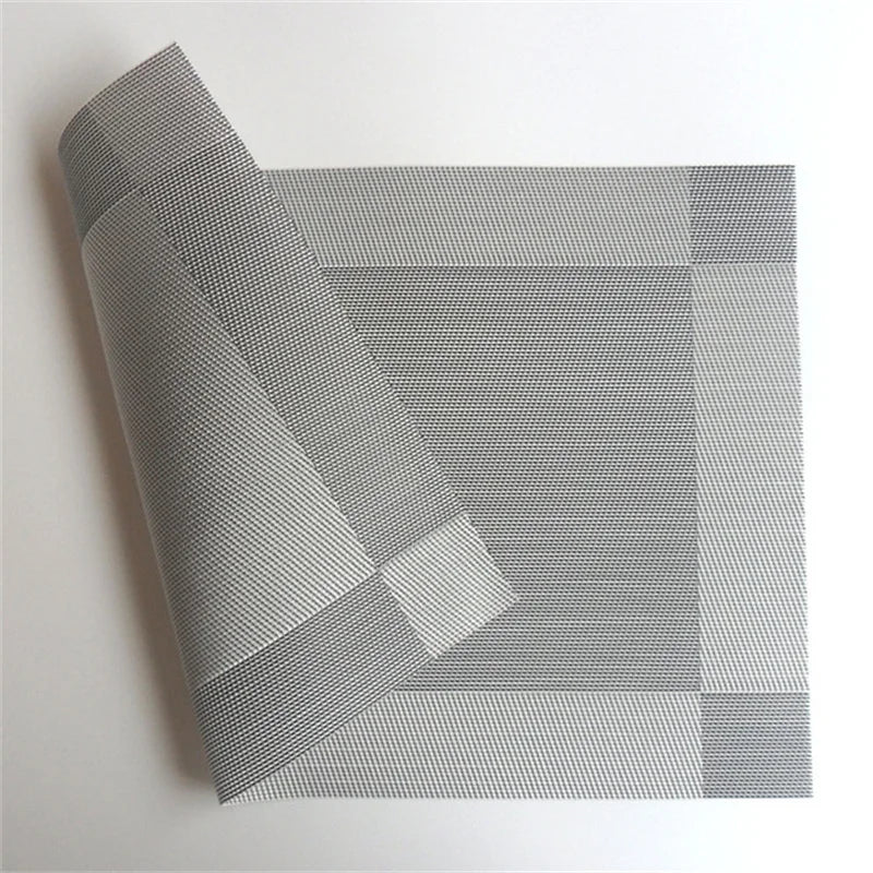 tapis table moderne rectangle gris marron bleu noir beige argent rayures horizontales durable vinyle