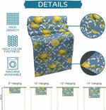 Ce motif de fleurs et de citrons sur un fond bleu crée une impression vibrante et estivale avec ses couleurs vives et son style élégant.