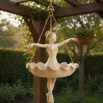 statue danseuse suspendue pot fleur robe volants chaussures pointe patio jardin romantique classique dorée
