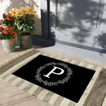 tapis porte personnalisé lettre noir bordure beige antidérapant classique