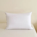 coussin plume hypoallergénique 100% coton blanc rectangulaire minimaliste fixé adaptable lit siège