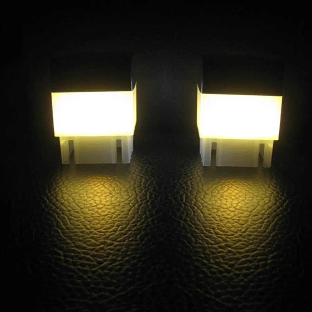 lampe solaire led noir blanche adhésive patio jardin décoration paysagère moderne minimaliste