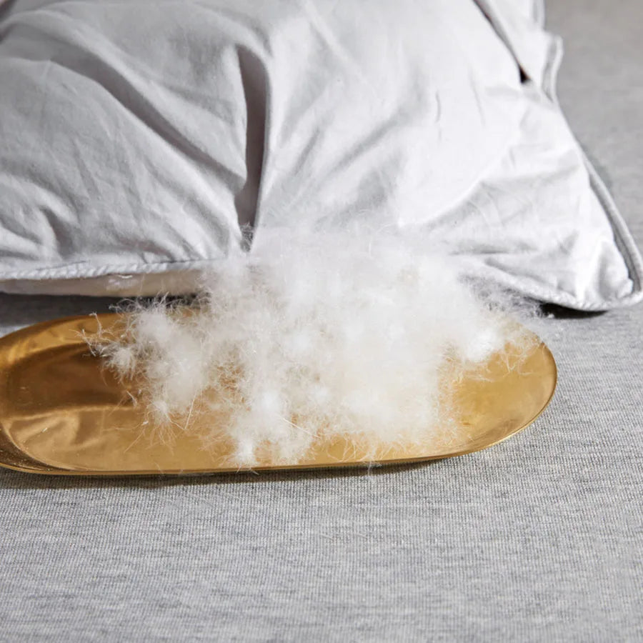 couette blanche hiver matelassée motif carrés doublure coton polyester légère moderne