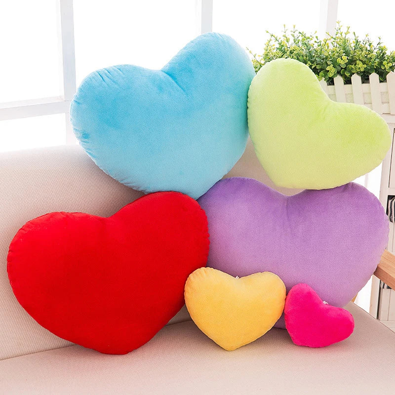 coussin décoratif forme cœur doux velouté moderne lit salon chambre cadeau maison tendance