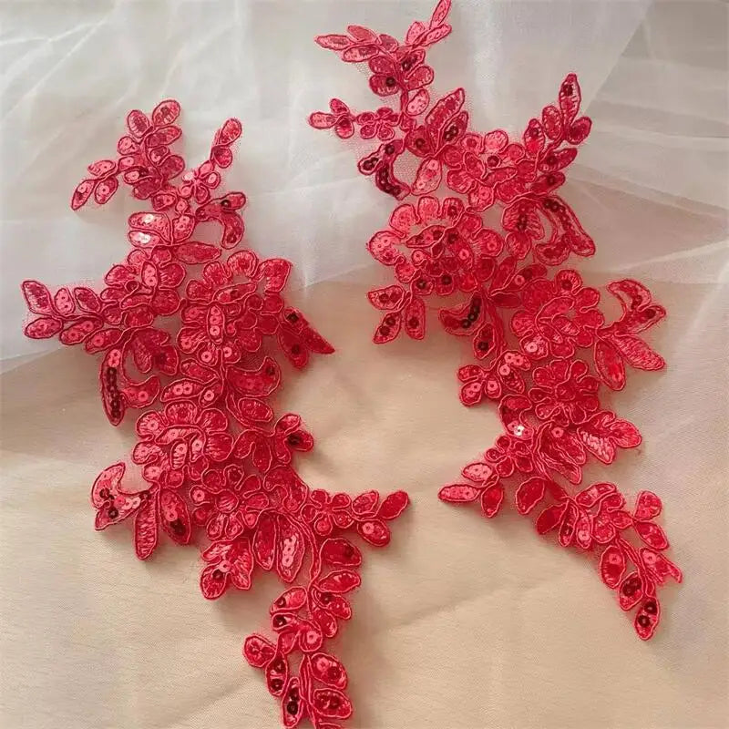 appliques decoratives brodees sequins floral violet blanc or rose bleu vert rouge noir