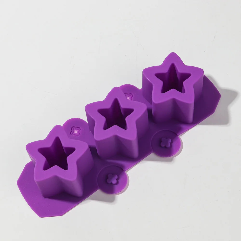 moules gâteaux silicone étoiles fleurs violet rouge bleu moderne motifs géométriques opaques