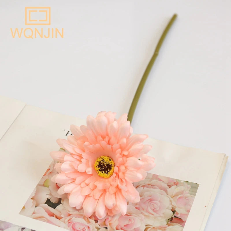 bouquet fleurs artificielles gerbera rouge rose jaune blanc modernes decoration mariage anniversaireintérieur