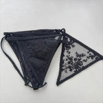 guirlande décorative bohème triangles dentelle florale blanc cassé noir anniversaire suspension chambre festive