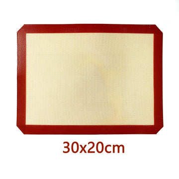 tapis cuisson silicone antiadhésif noir rouge motif géométrique biscuits pâtisserie cuisine moderne