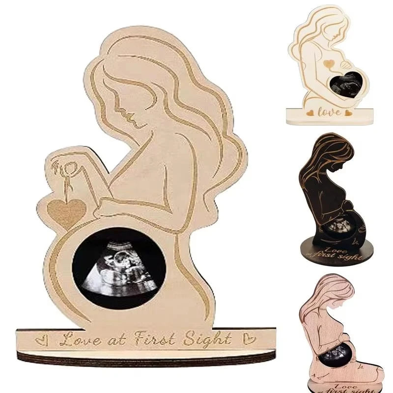 statue bois femme enceinte écho cardiaque naturel noir artisanal moderne gravure fine