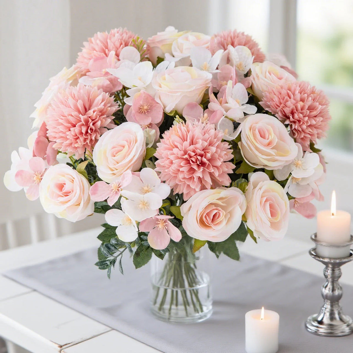 bouquet fleurs artificielles soie moderne blanc rose clair violet intérieur décoration anniversaire mariage table