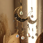 mobile mural boho chic or noir cristaux translucides étoiles dorées pierres semi précieuses decoration
