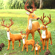 décoration noël renne peluche marron doré blanc points fourrure festive cornes boules guirlandes