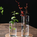 vases verre modernes transparents décoration florale table mariage
