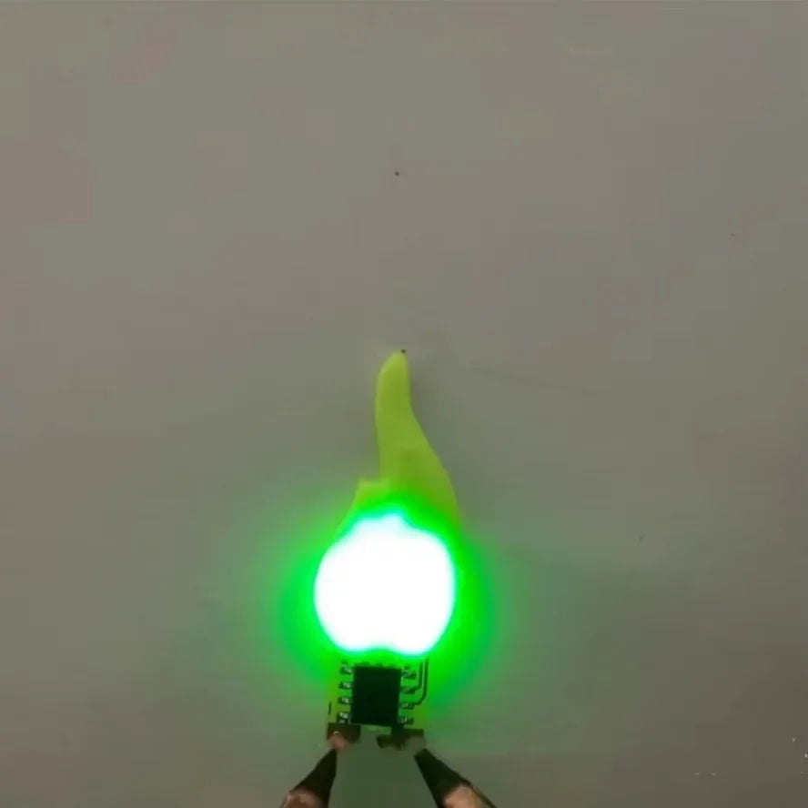 décoration anniversaire bougie flash led rouge verte jaune filament forme flamme miniature moderne