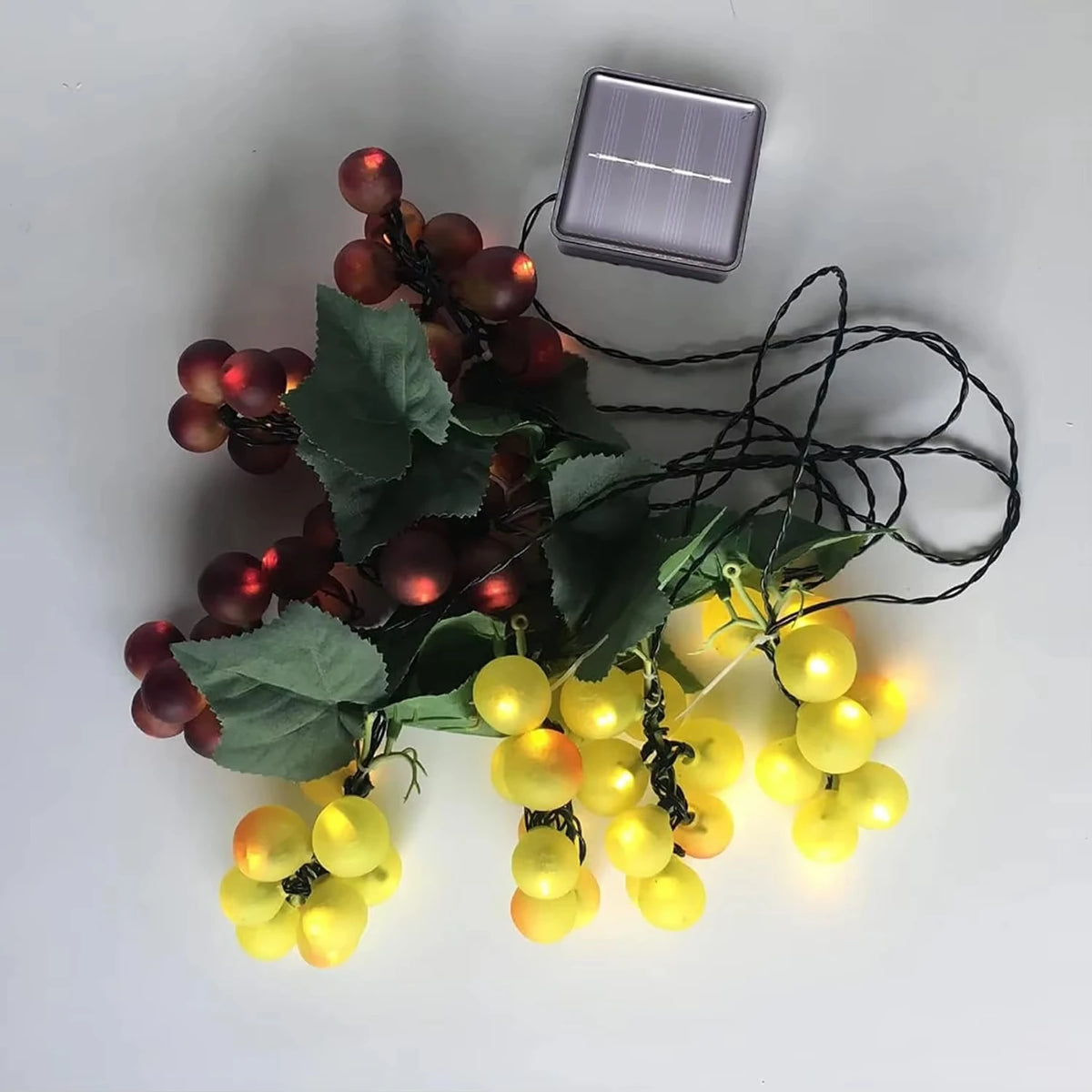 guirlande lumineuse solaire raisins artificiels décorative verte rouge festiveextérieur jardin patio mariage