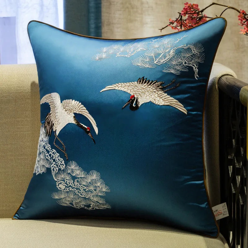housse coussin carré broderie oiseau blanc chinois décoration salon canapé intérieur luxe