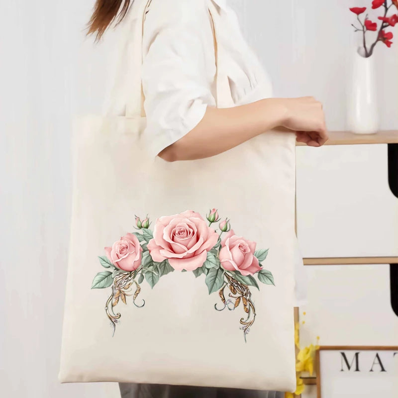 sac main toile floral roses feuilles vertes poignées tissu beige clair usage