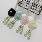 accessoires fenetre bracelet rideau noir bleu clair rose pâle fleurs decoratif romantique opacité tissu