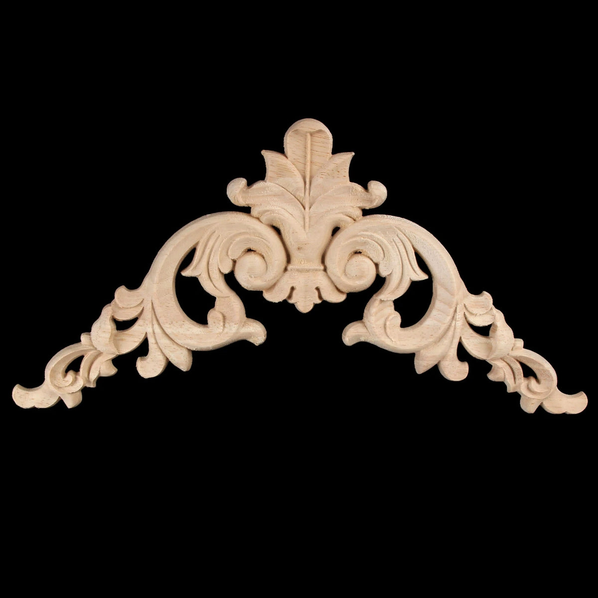 ornements décoratifs bois feuilles stylisées motifs floraux complexes baroque fixation