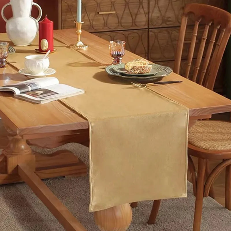 champagne vert olive chemin table velours moderne décoration noël halloween mariage anniversaire famille festive