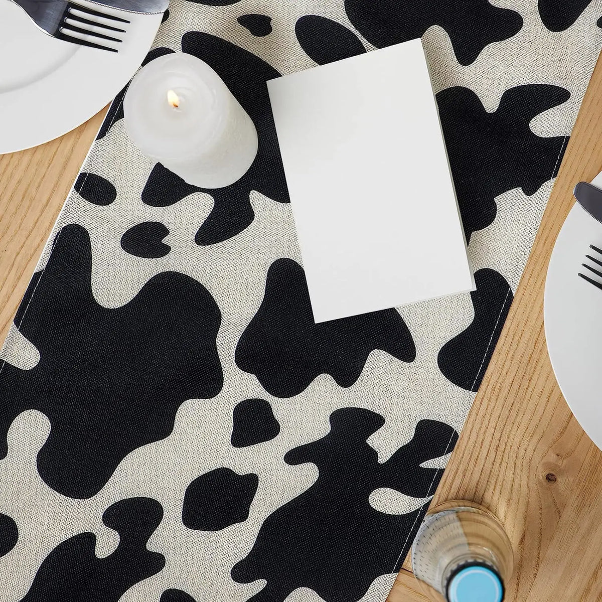 table chemin table blanc noir imprimé taches fond moderne cuisine décoration événement cow boy