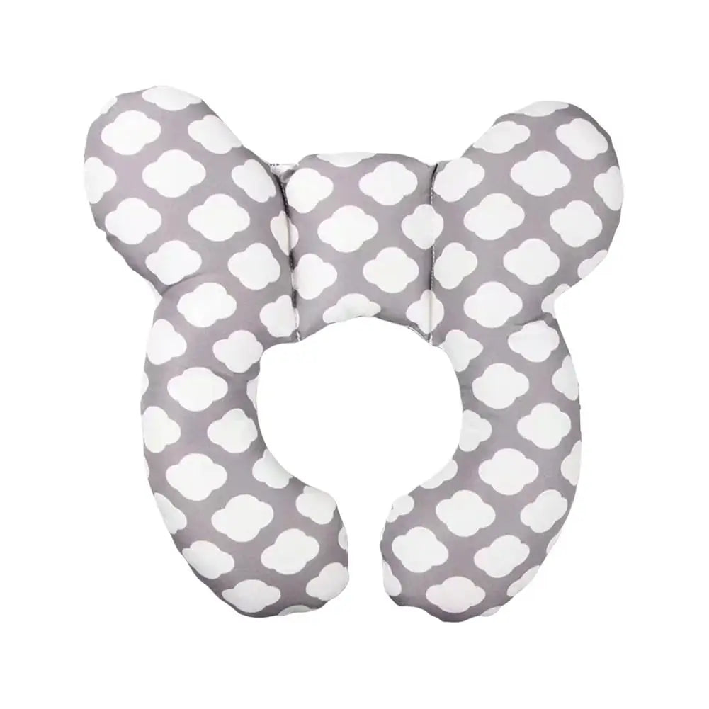coussin voyage bébé gris blanc orange motifs animaux confortable shaped
