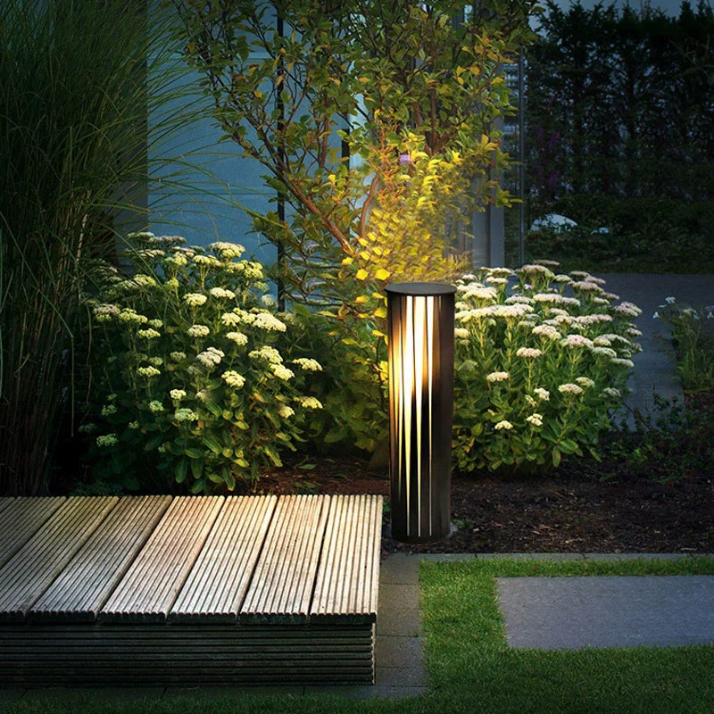 lampe extérieure moderne noir rayures dorées ip65 led waterproof 40cm base plate