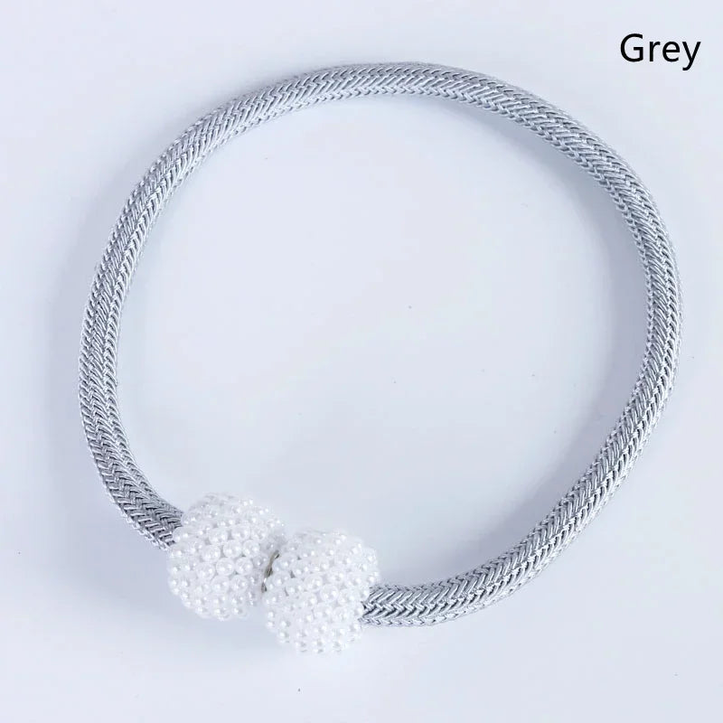 boucle rideau magnétique blanches tissu texturé moderne élégant gris clair blanc