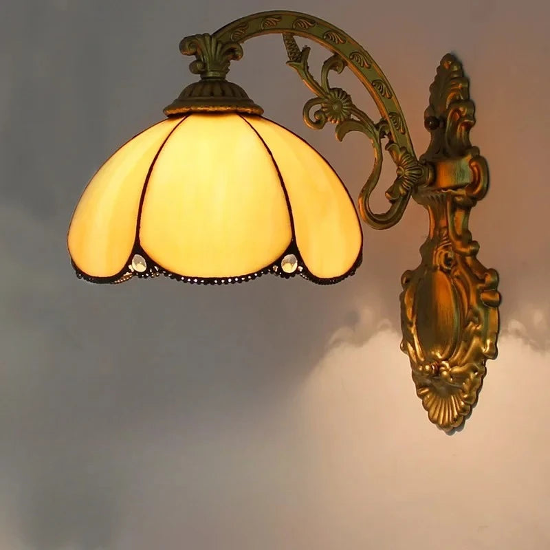lampe murale tiffany verre coloré fleurs géométrique or rose vintage chambre salon entree
