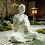 statue méditation zen blanche texture lisse minimaliste décoration intérieure ornement opale chambre salon yoga
