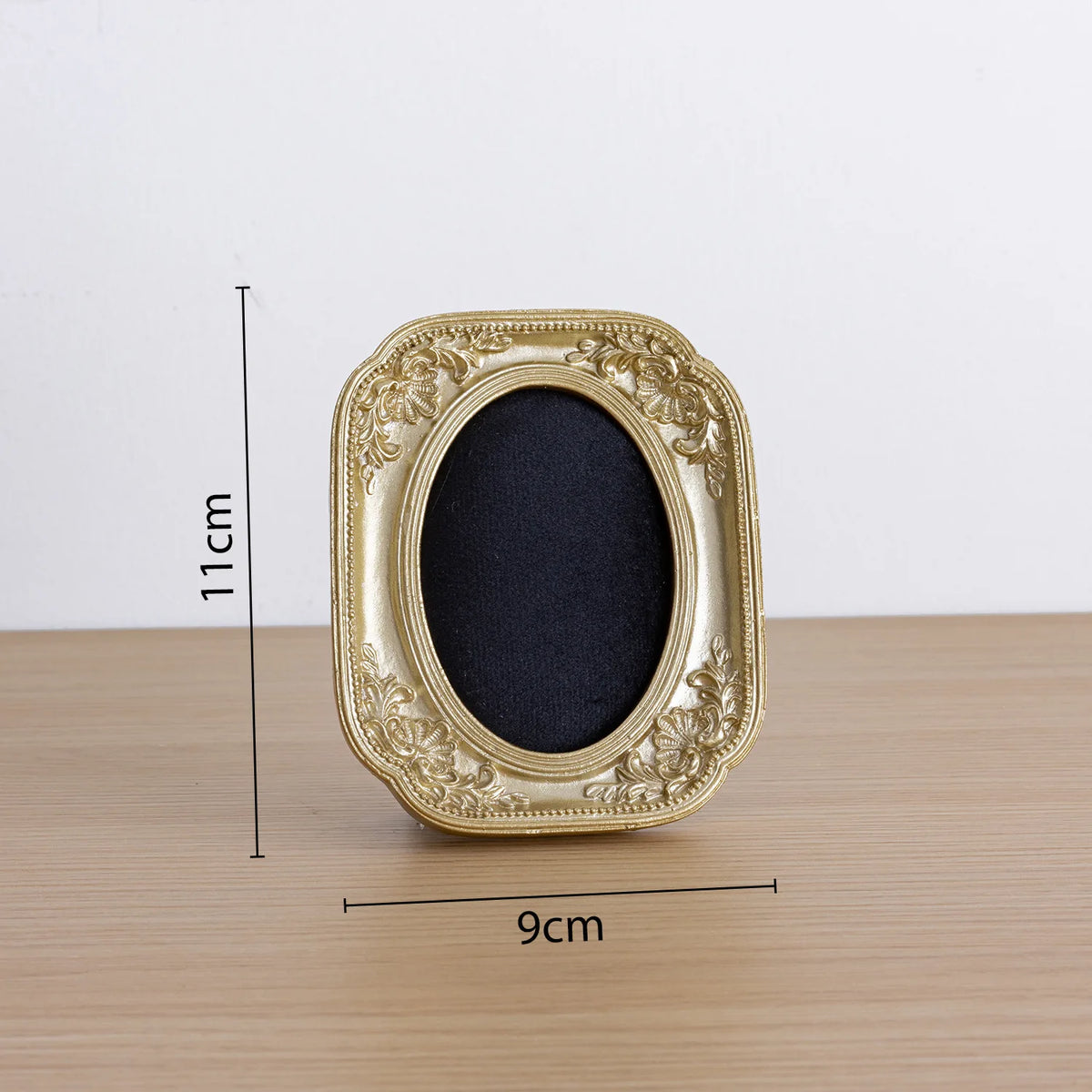 porte bijoux classique vintage or vert noir velours ornements baroques femme festival commercial