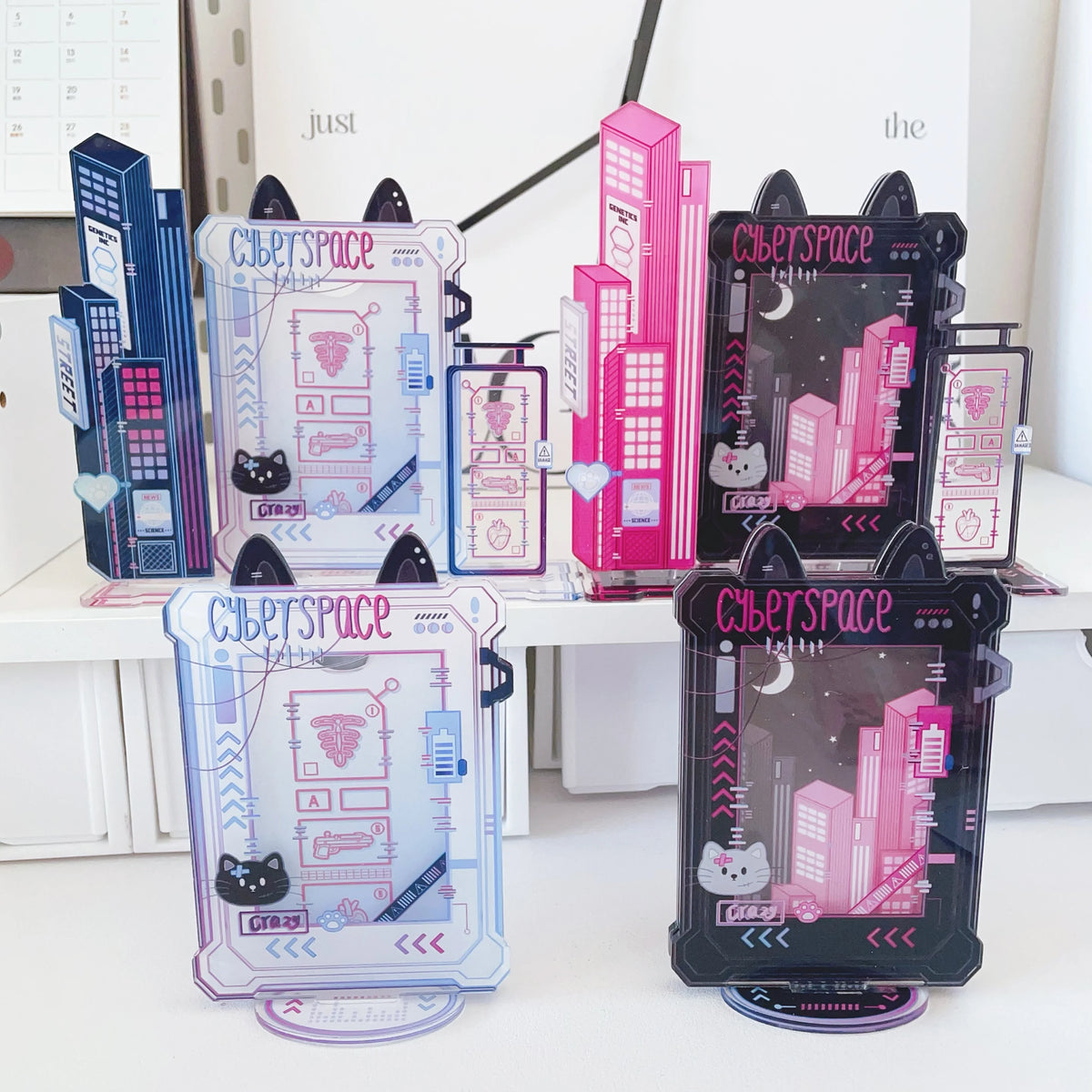 cadre photo cyberpunk transparent graphismes futuriste noir rose violet